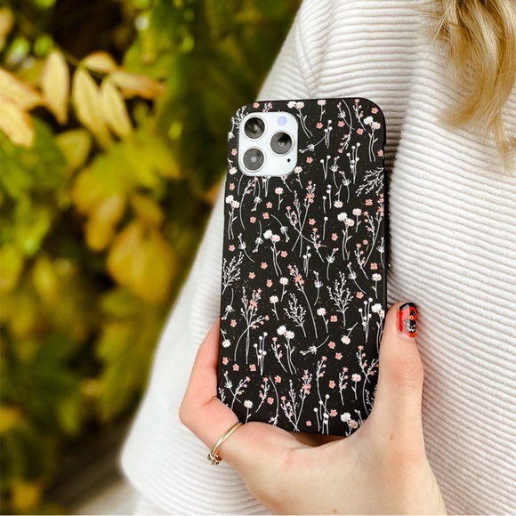 iPhone 14 Pro Case - Compostable Sustainable Black Wild Flowers Night Garden - Picture 7 of 8